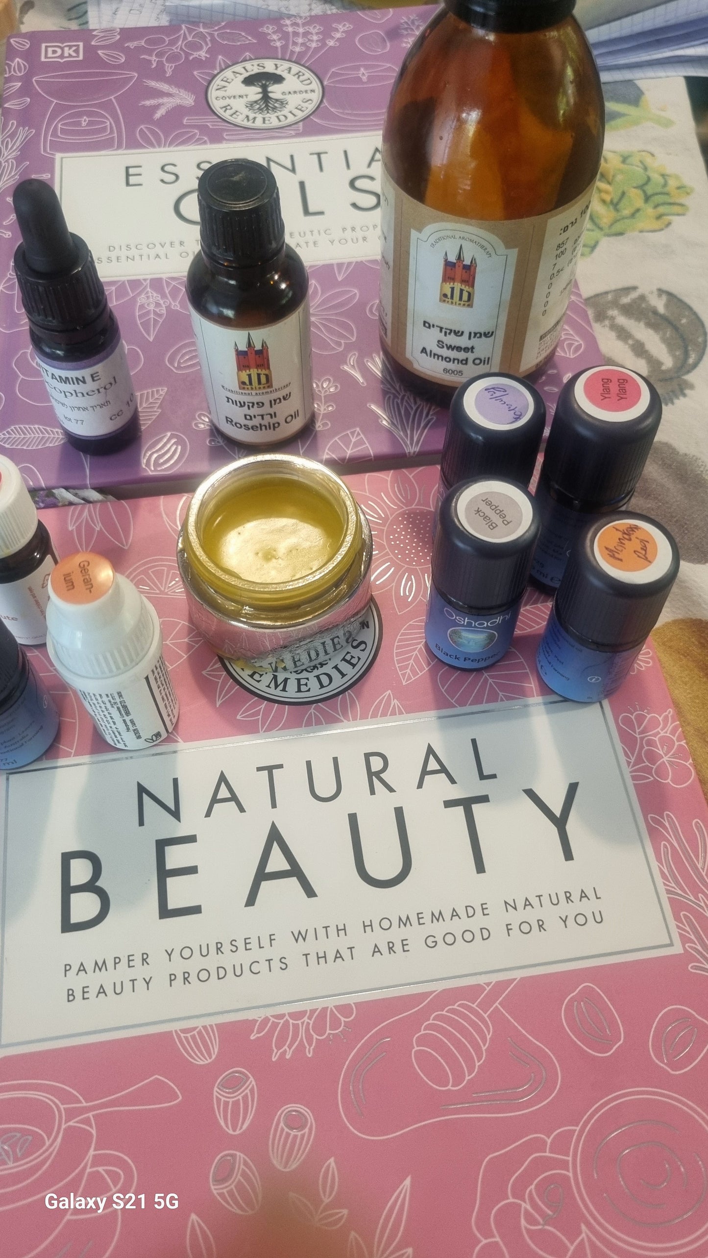 Neal's Yard Natural Beauty Face cream. Ylang Ylang, Mandarin, Palmarosa, Geranium, Rosehip, Almond Oil, Vitamin E.