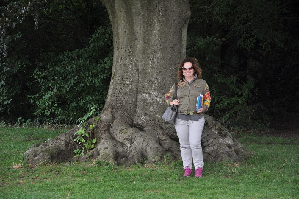 Gabriela Wolff aromatherapy certifications and professional credentials