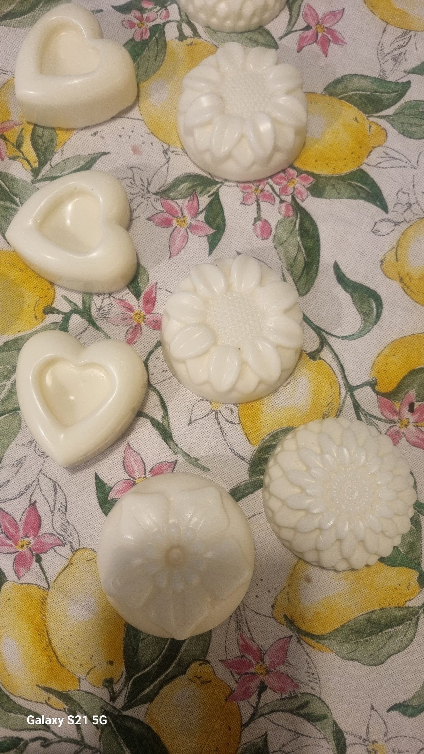 Orange Geranium Lavender May Chang Cocoa Meadowfoam Soap | סבון תפוז גרניום לבנדר ליטסאה קקאו