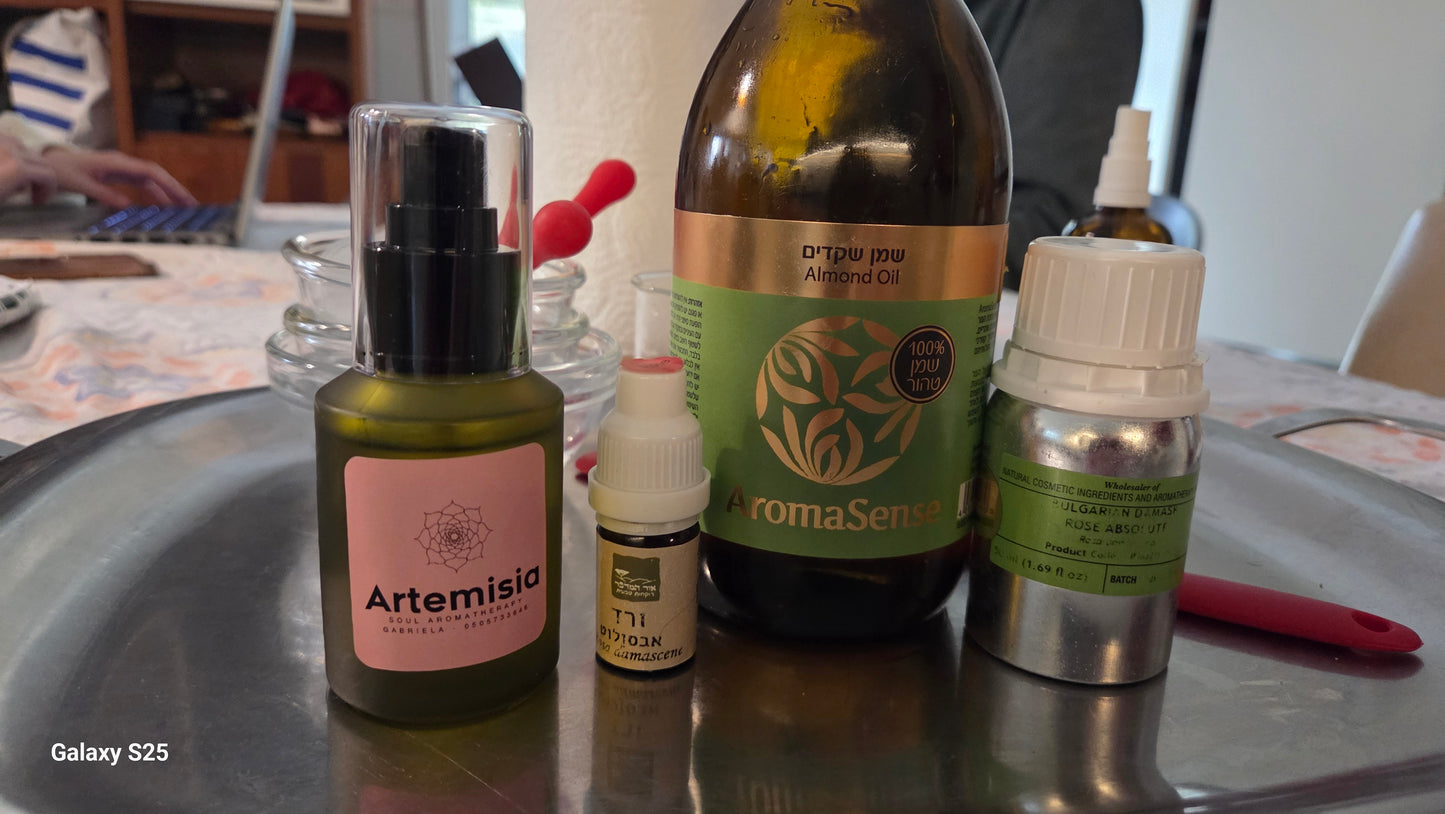 סירום ורד דמשקאי - בסיס שמן שקדים 60 מ"ל | Rose Damascena Face Serum - Almond Oil Base 60ml