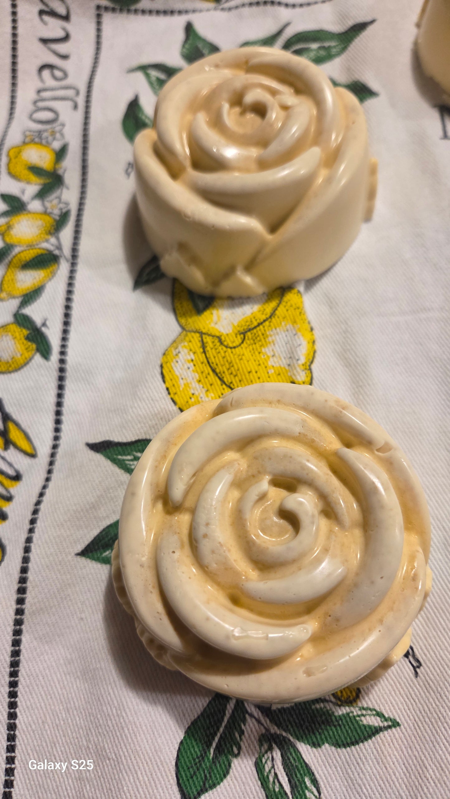 Kuromoji & Rose Sacred Soap - קורומוג'י וורד, סבון קדוש