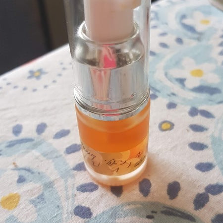 Face Serum:  Neoli, Litsea Cubeba