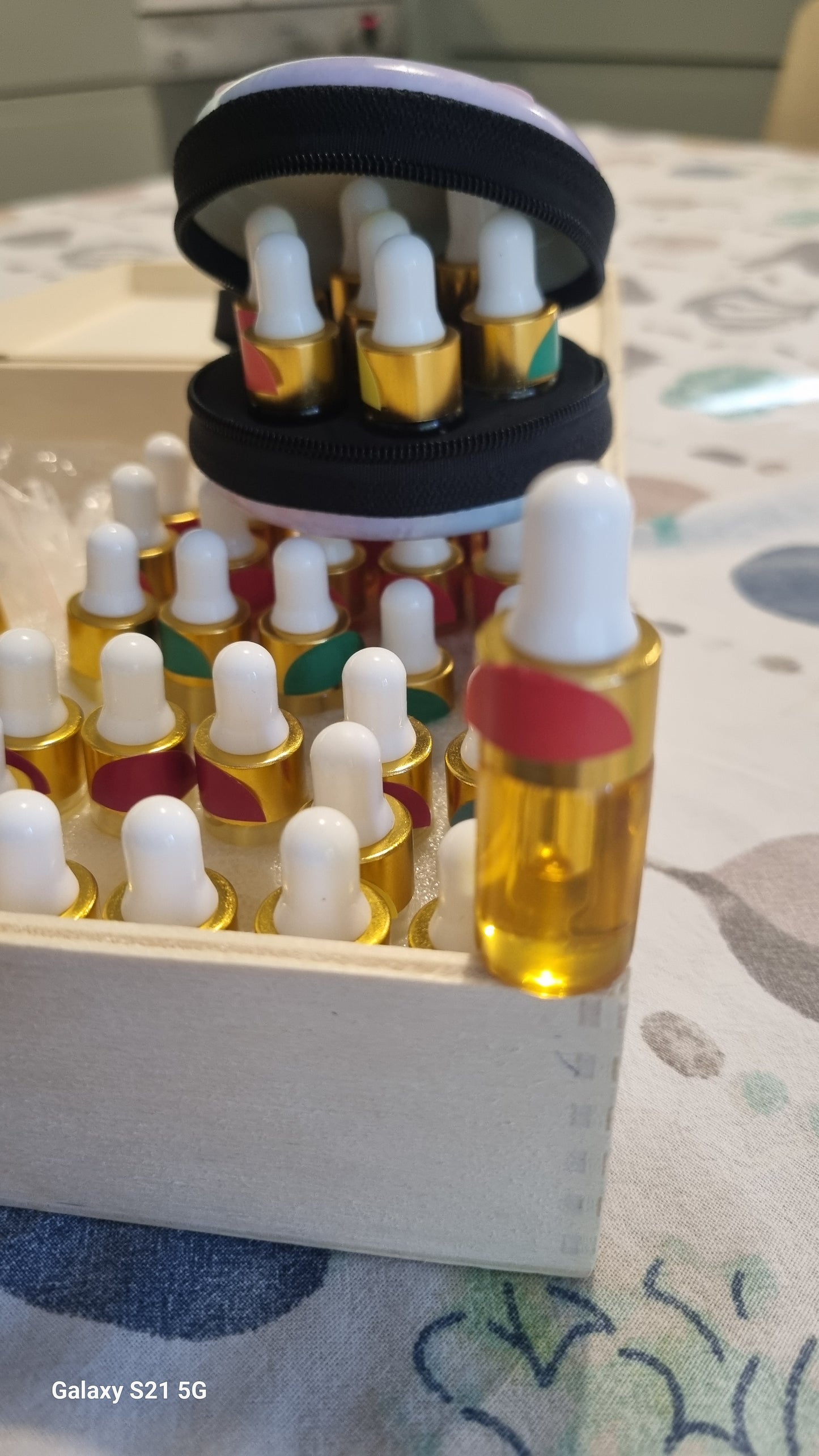 Sacral Chakra Serum - Promoting  Creative Thinking - מאזן ומקדם את היצירתיות
